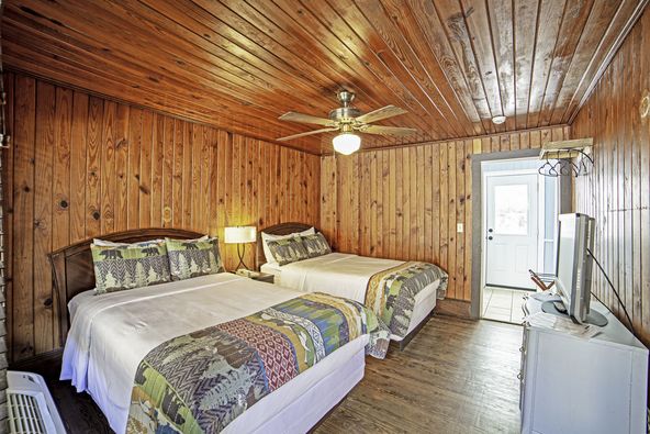 Riverside Lodge at Chimney Rock: 289 Main St, Chimney Rock, NC 28720